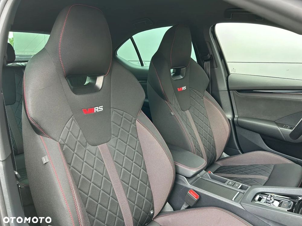 Skoda Octavia 2.0 TSI RS DSG - 18
