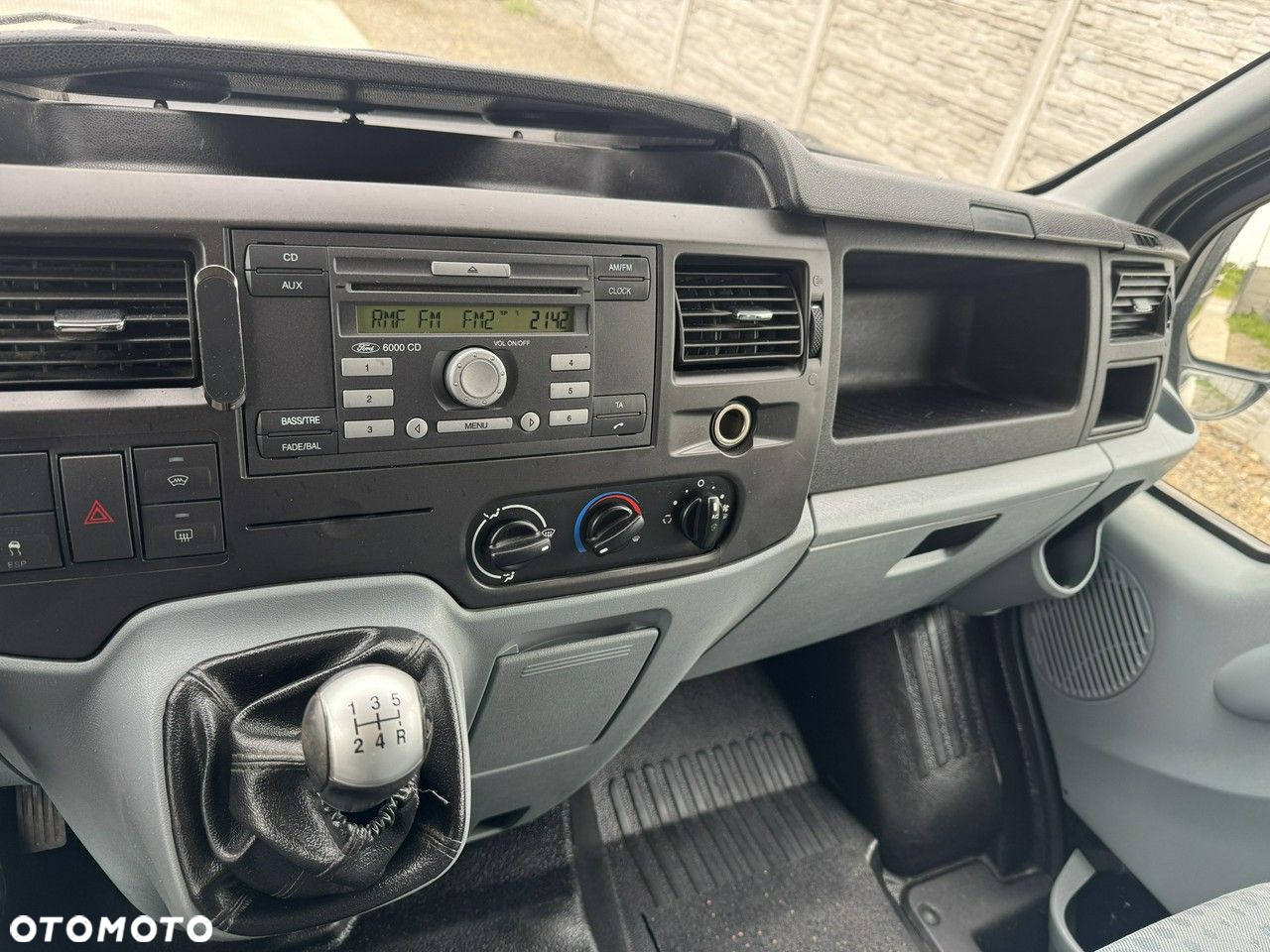 Ford Transit - 6