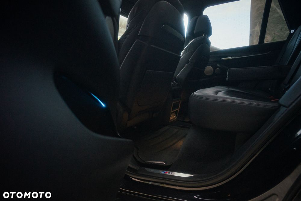 BMW X5 xDrive35i - 28