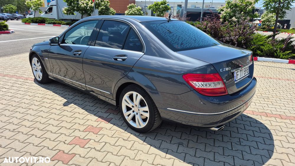 Mercedes-Benz C 200 CGI Automatik BlueEFFICIENCY Avantgarde - 17