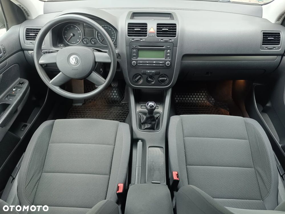 Volkswagen Golf V 1.6 Comfortline - 6