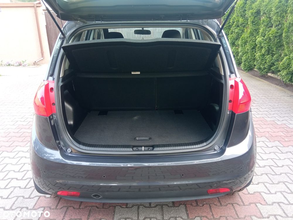 Kia Venga 1.4 M - 15