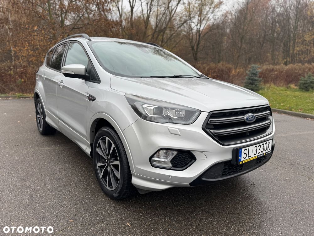 Ford Kuga 1.5 EcoBoost 2x4 ST-Line - 6
