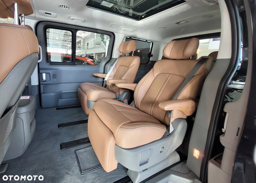 Hyundai Staria - 9