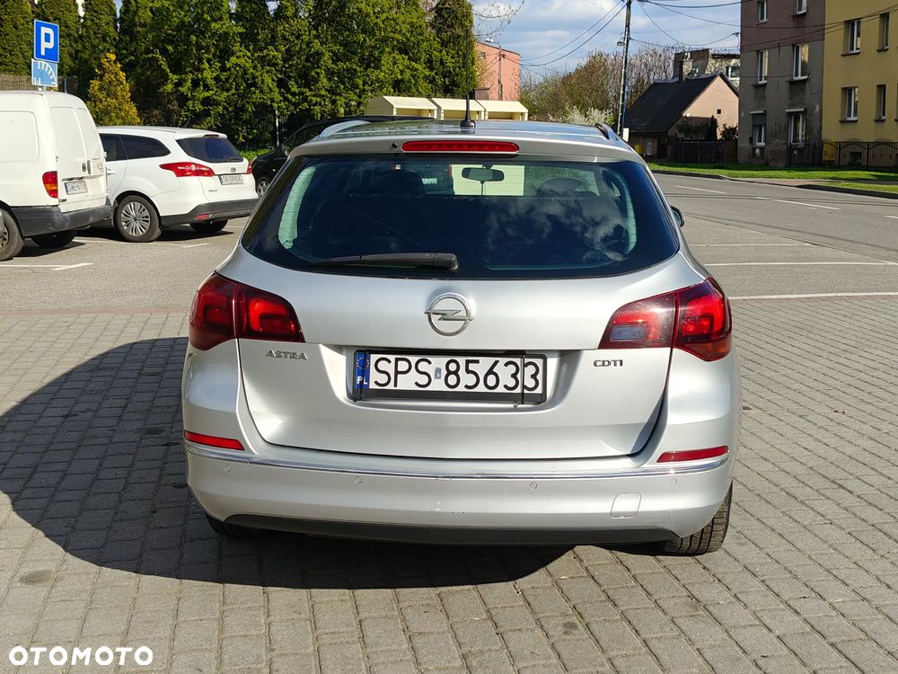 Opel Astra 1.7 CDTI DPF Innovation - 9