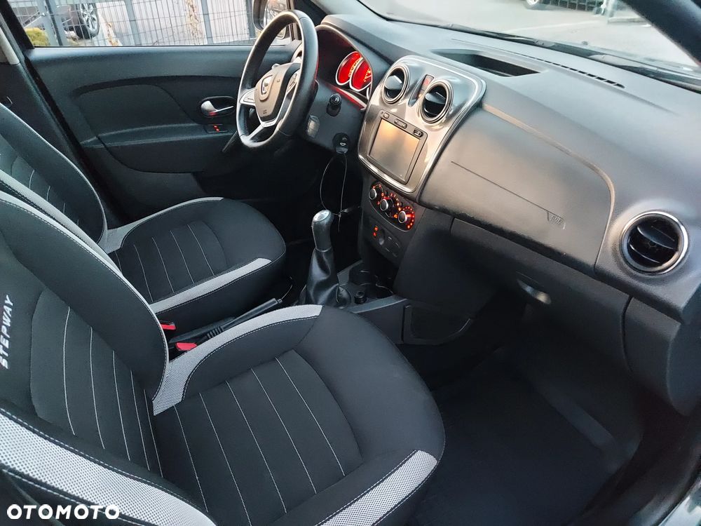 Dacia Sandero Stepway TCe 90 (S&S) Prestige - 15