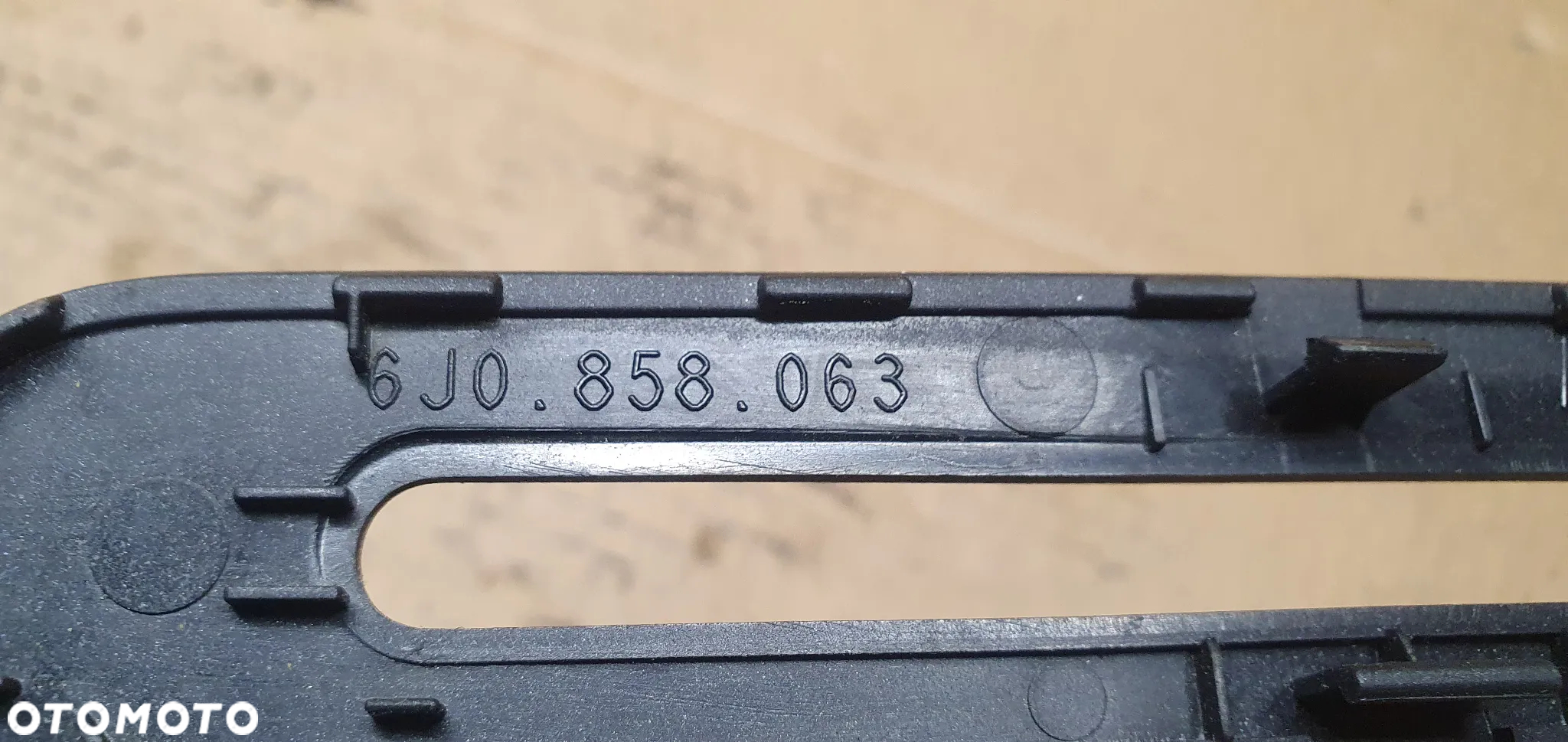 Ramka dekor radia konsoli Seat Ibiza IV 6J0858063 - 4