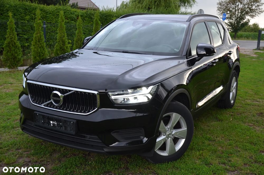 Volvo XC 40 T3 Momentum - 4