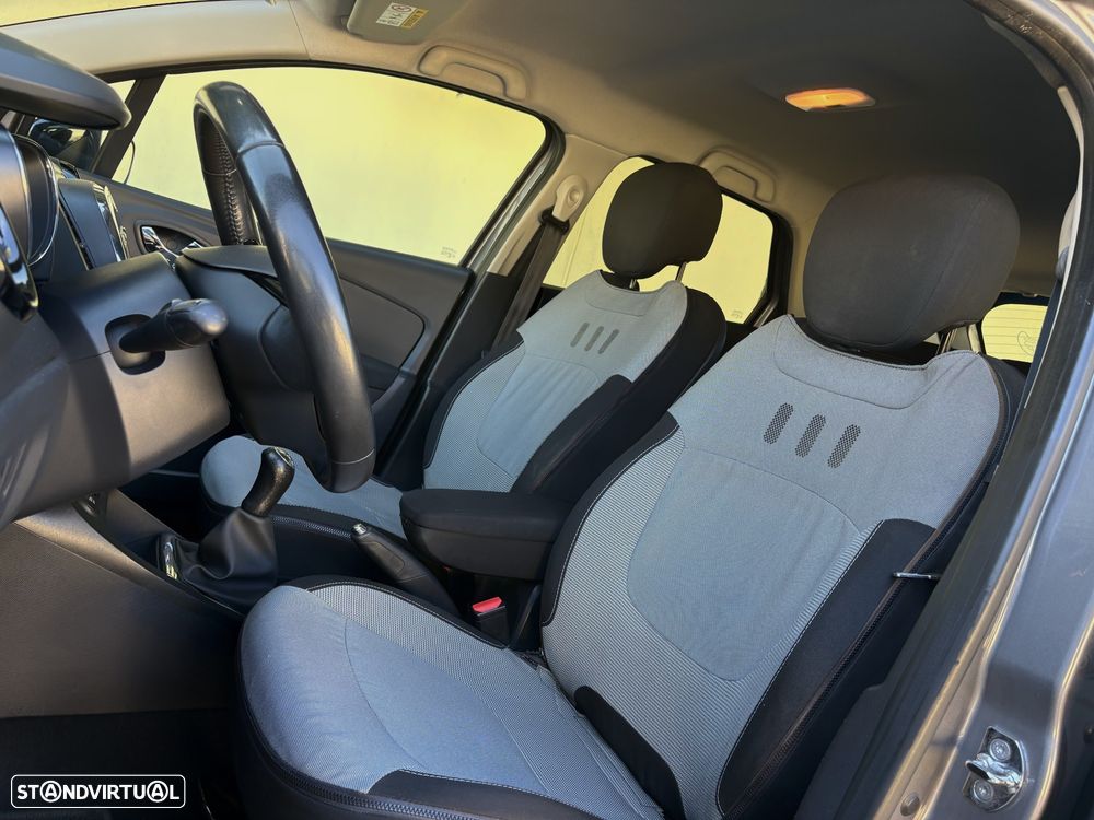 Renault Captur 1.5 dCi Exclusive - 6