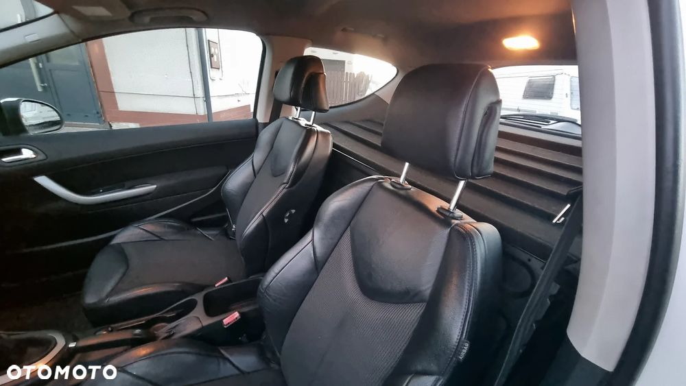 Peugeot 308 1.6 HDi Presence - 10