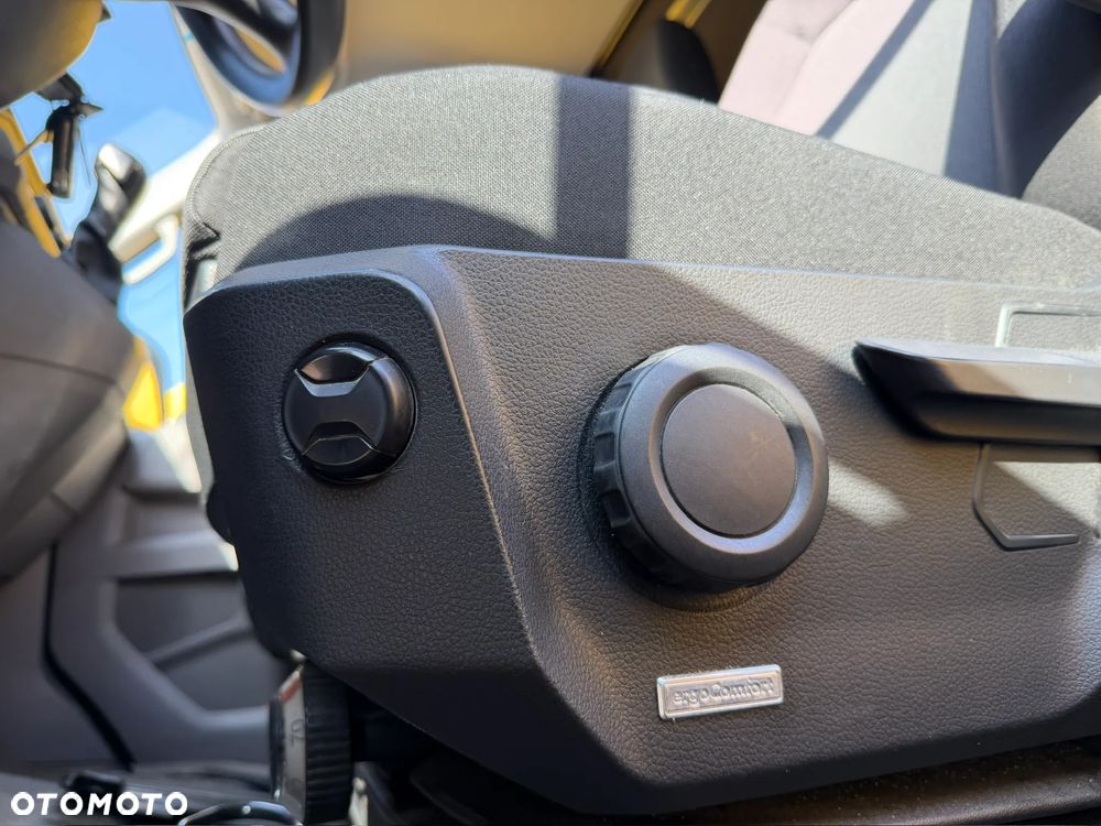 Volkswagen E-CRAFTER - 15