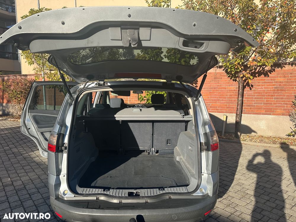 Ford S-Max 1.8 TDCi Trend - 8