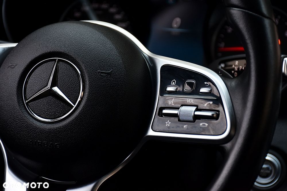Mercedes-Benz Klasa C 300 9G-TRONIC Exclusive - 28