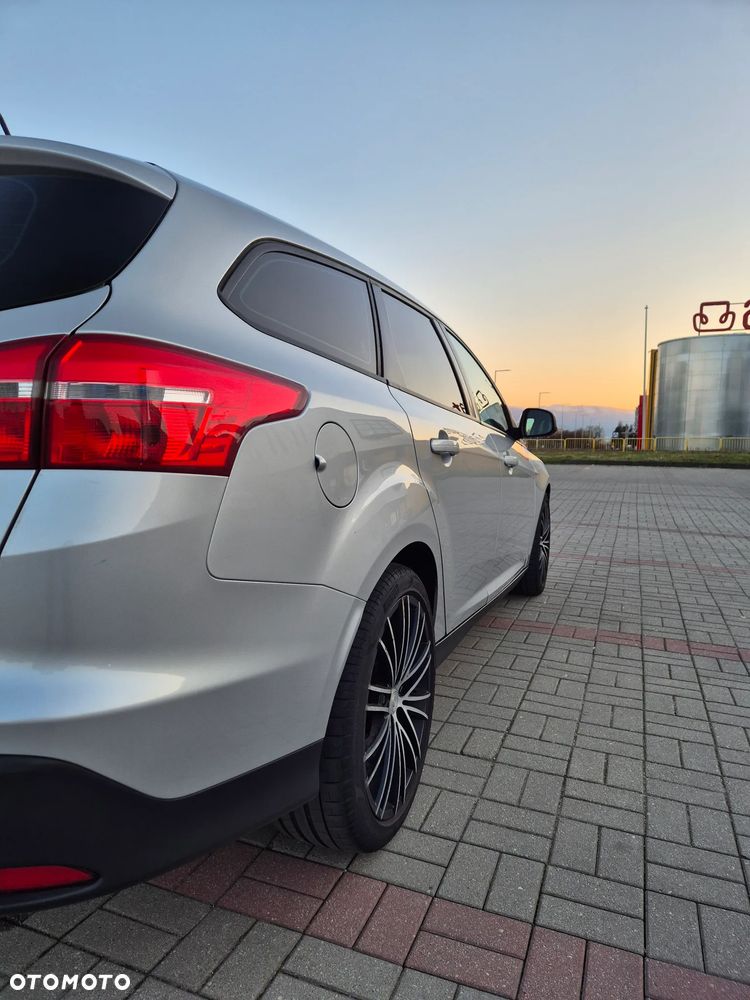 Ford Focus 1.5 EcoBoost Red Edition ASS - 6