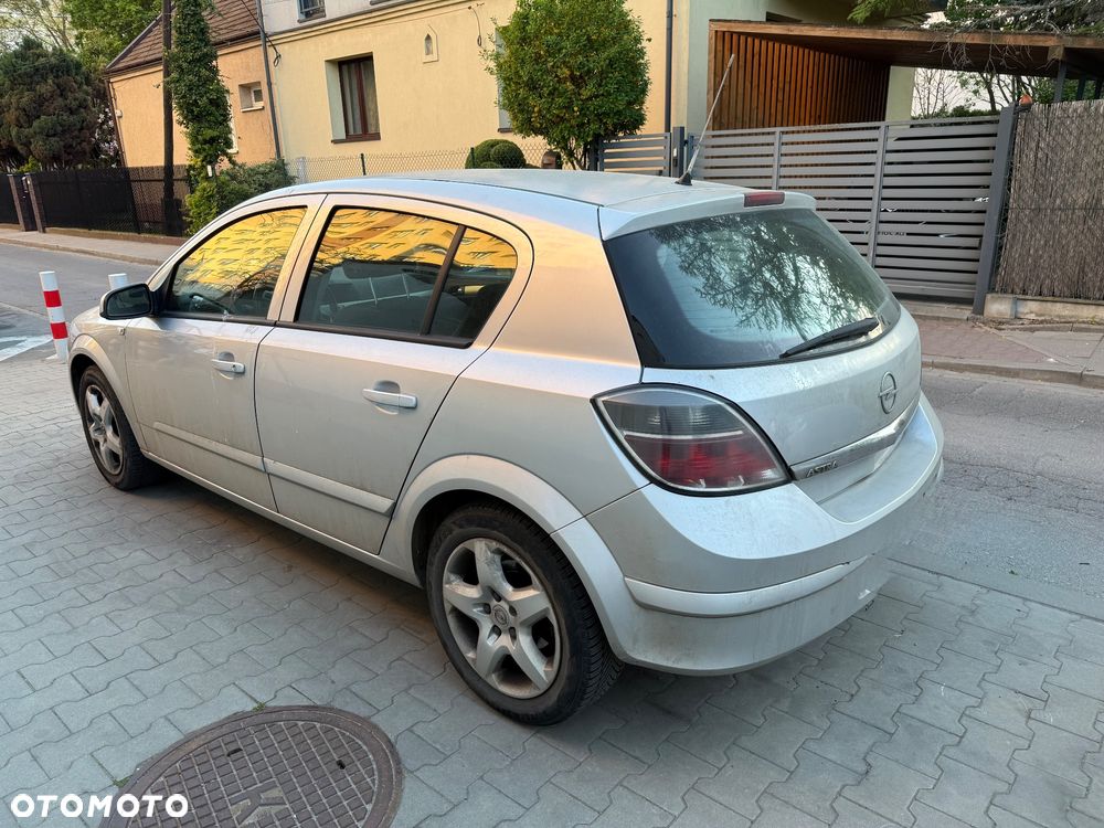 Opel Astra 1.4 Cosmo - 3