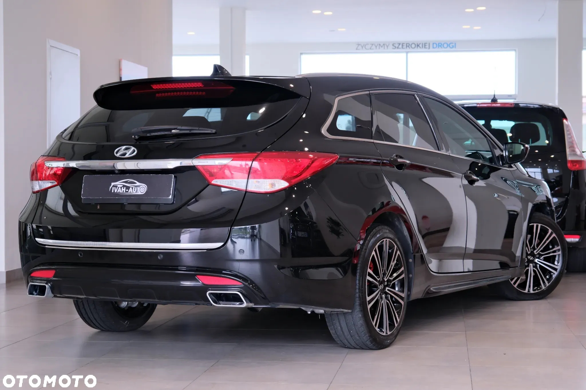 Hyundai i40 Kombi 1.7 CRDi DCT Premium - 14