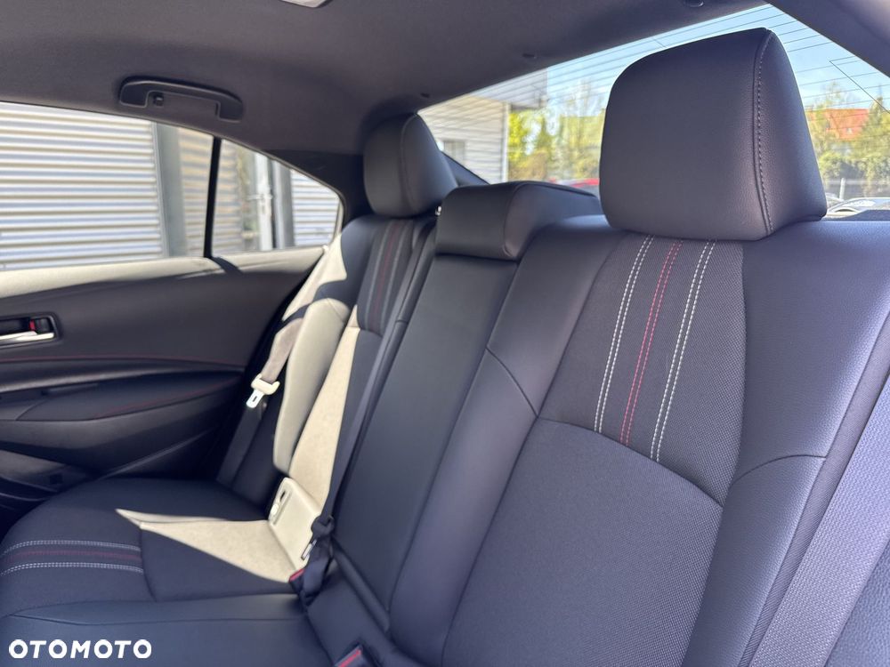 Toyota Corolla 1.8 Hybrid GR Sport Dynamic - 14