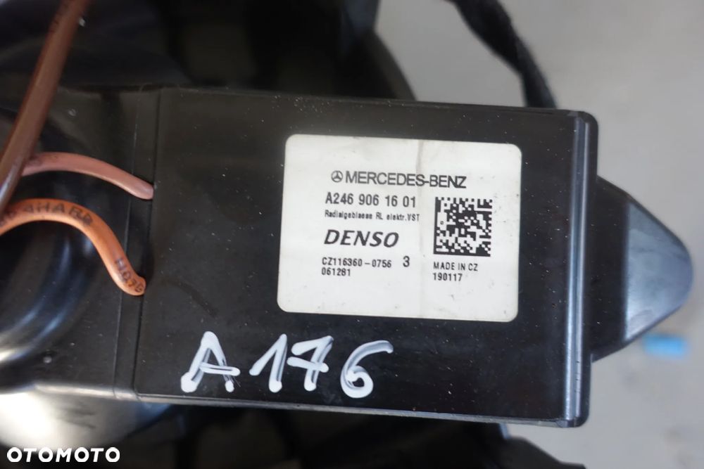 DMUCHAWA WENTYLATOR REZYSTOR MERCEDES W176 W246 17r. - 3