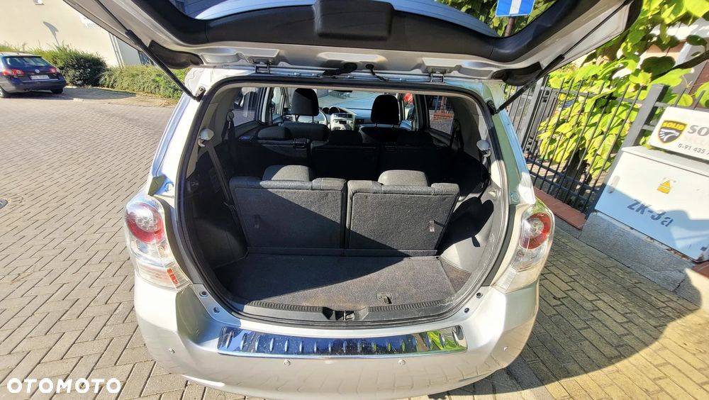 Toyota Verso 2.0 D-4D Sol SW 7os - 10