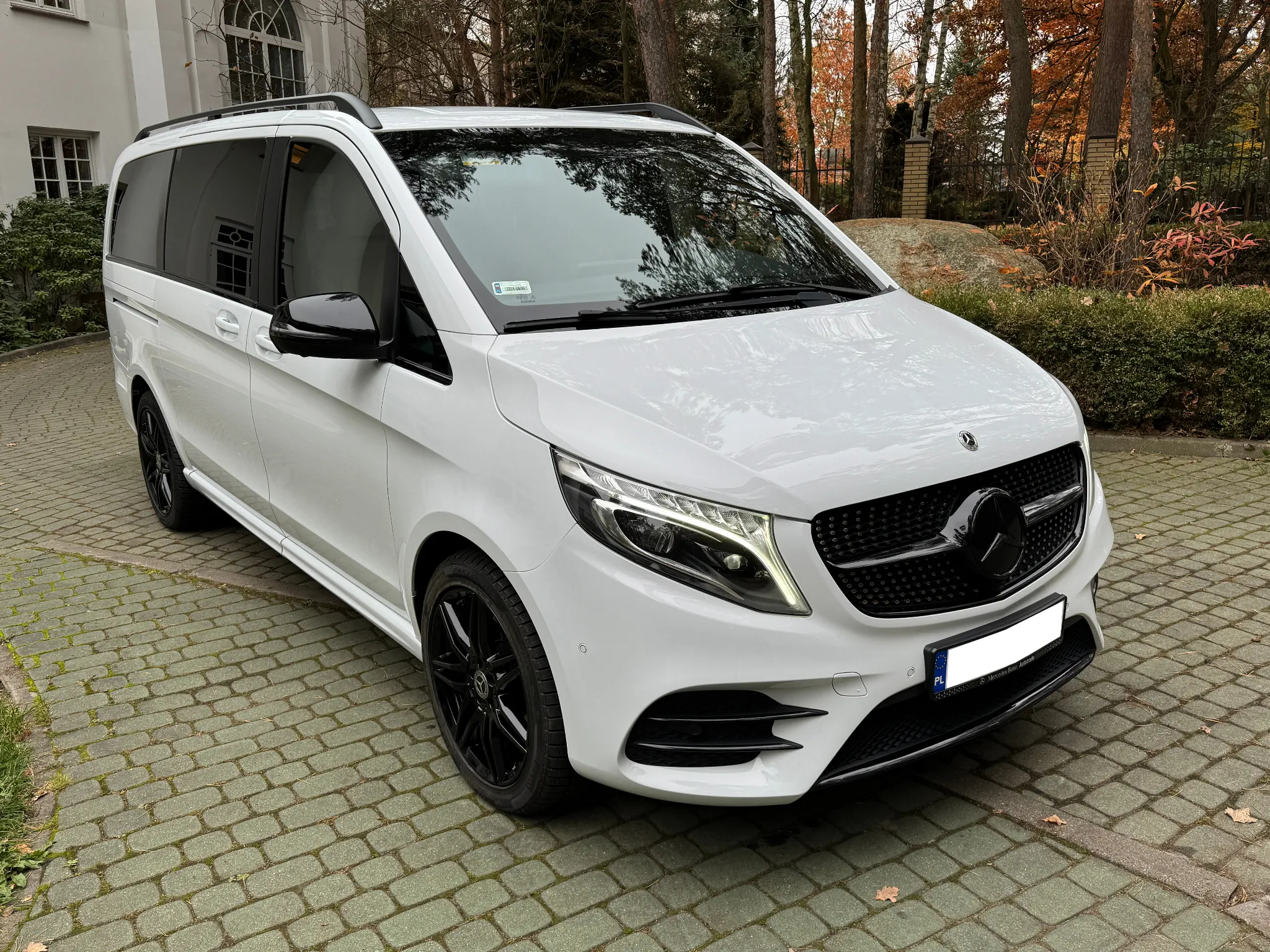 Mercedes-Benz Klasa V 300 d 4-Matic Avantgarde 9G-Tronic (d³ugi) - 2