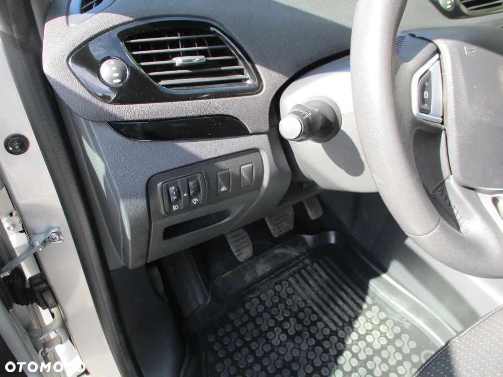 Renault Scenic 1.6 16V Authentique Euro5 - 15