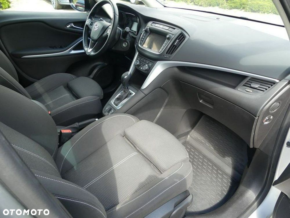 Opel Zafira 2.0 D Automatik Active - 20