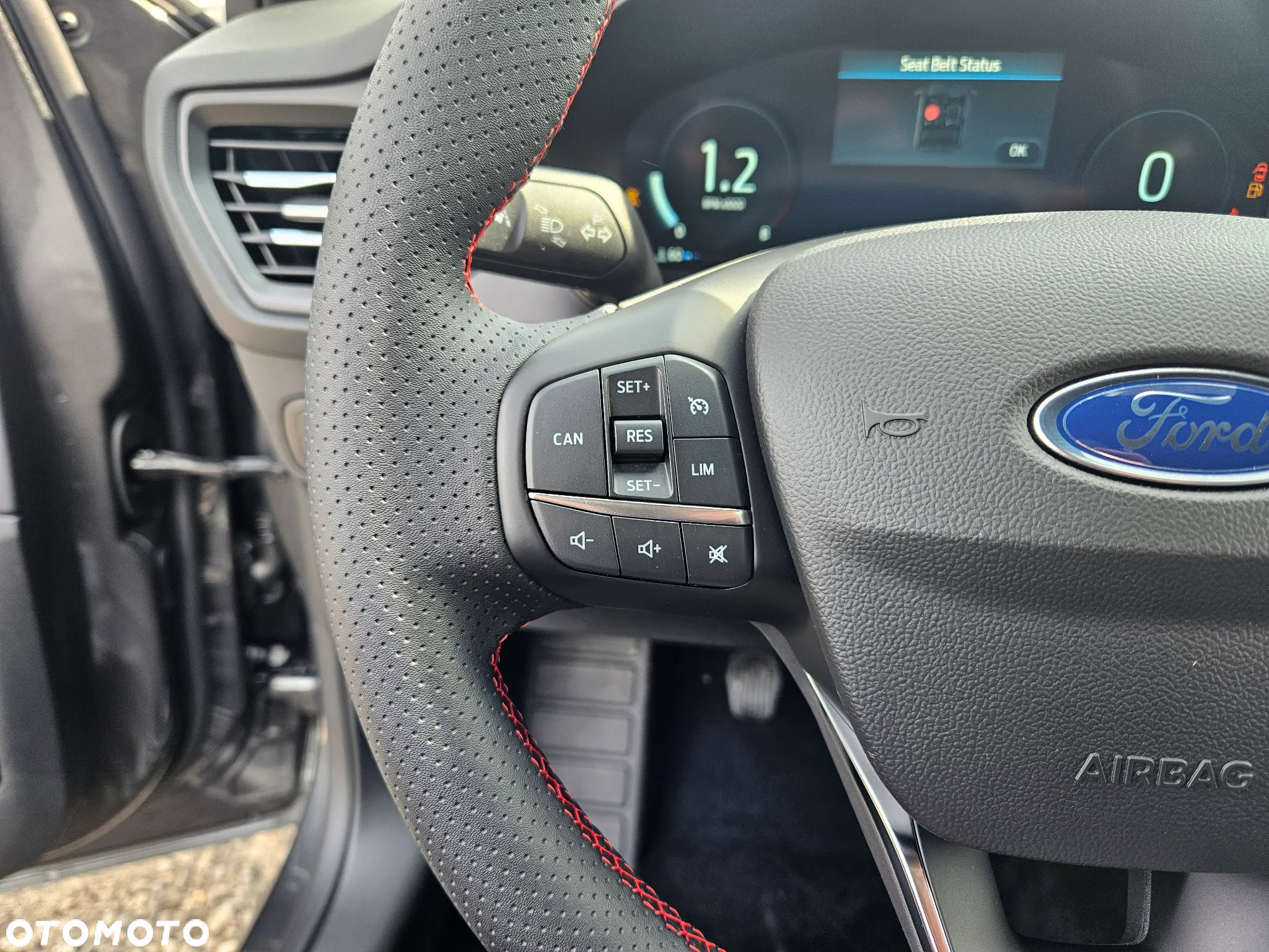 Ford Focus 1.0 EcoBoost mHEV ST-Line X - 22