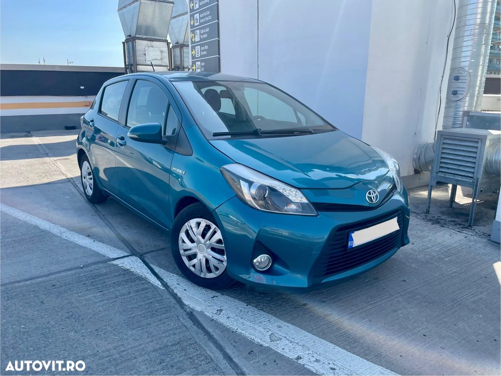 Toyota Yaris 1.5 VVT-i HSD Sol - 13