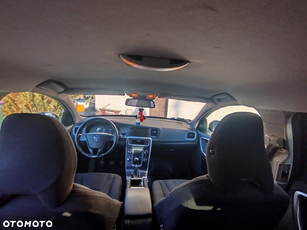 Volvo V60 T3 - 16