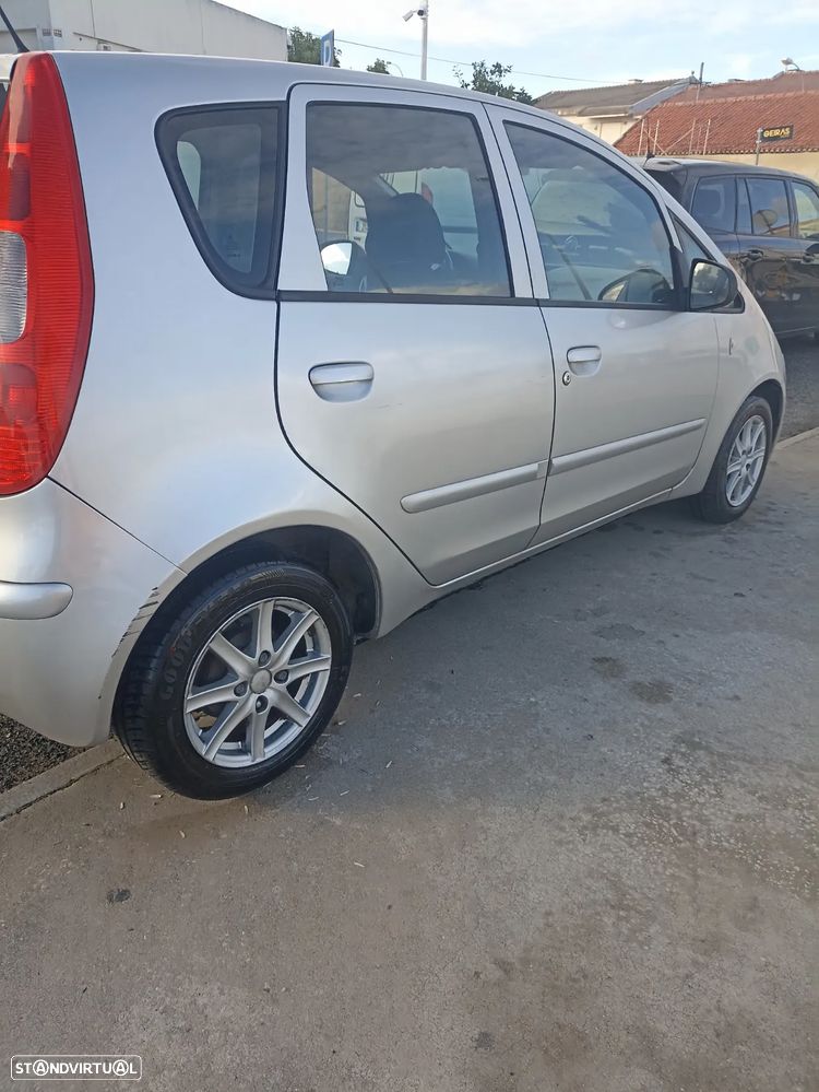 Mitsubishi Colt 1.1 Base - 5