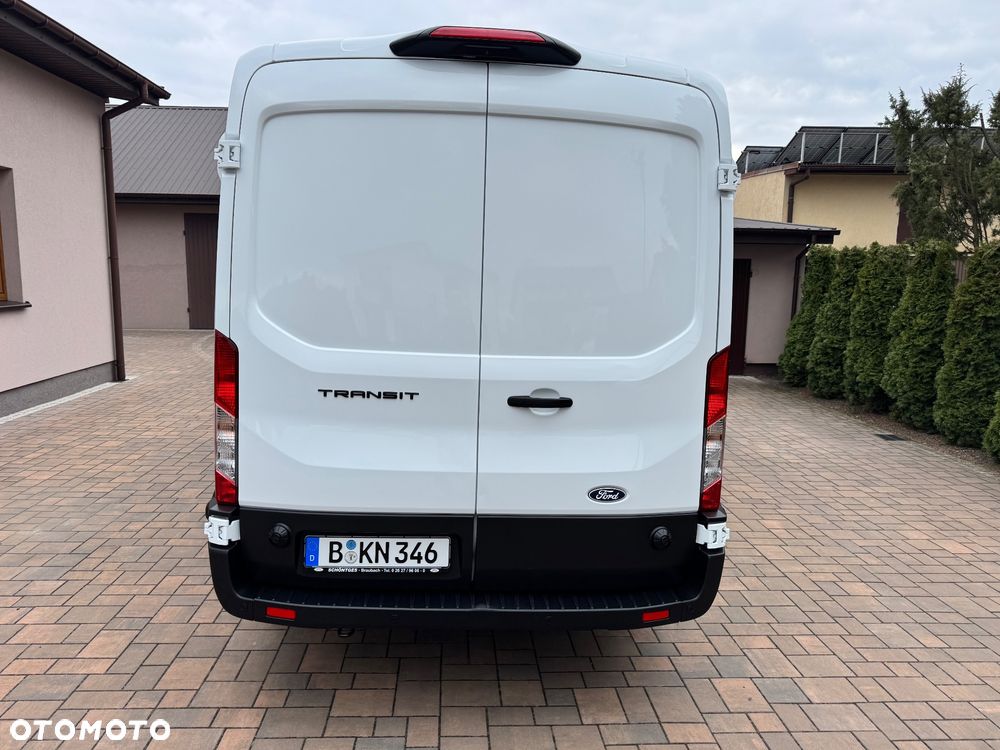 Ford Transit - 13