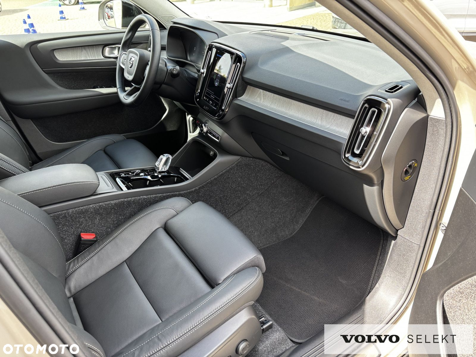 Volvo XC 40 - 17