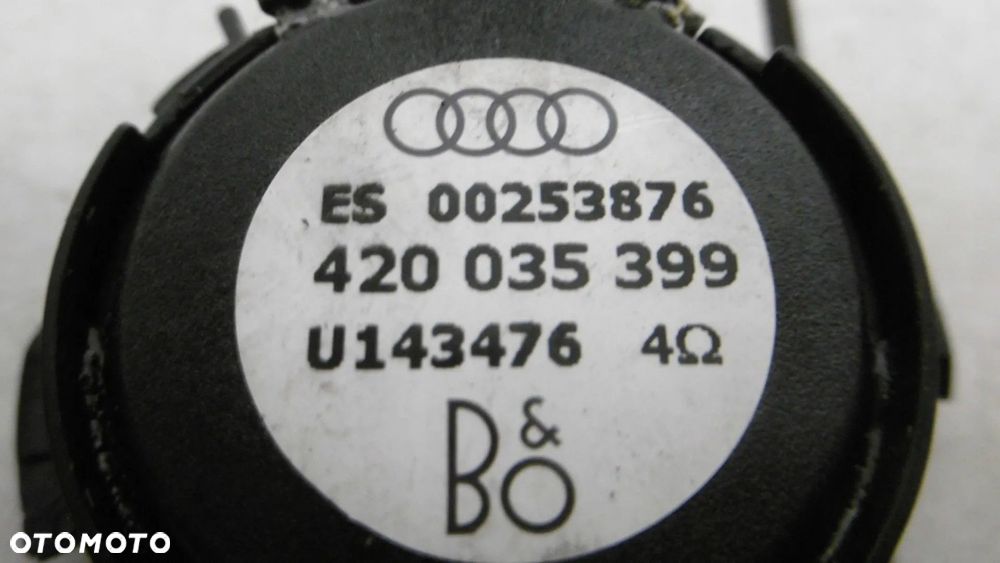 AUDI R8 420 GŁOŚNIKI SUBWOOFER BANG & OLUFSEN - 8