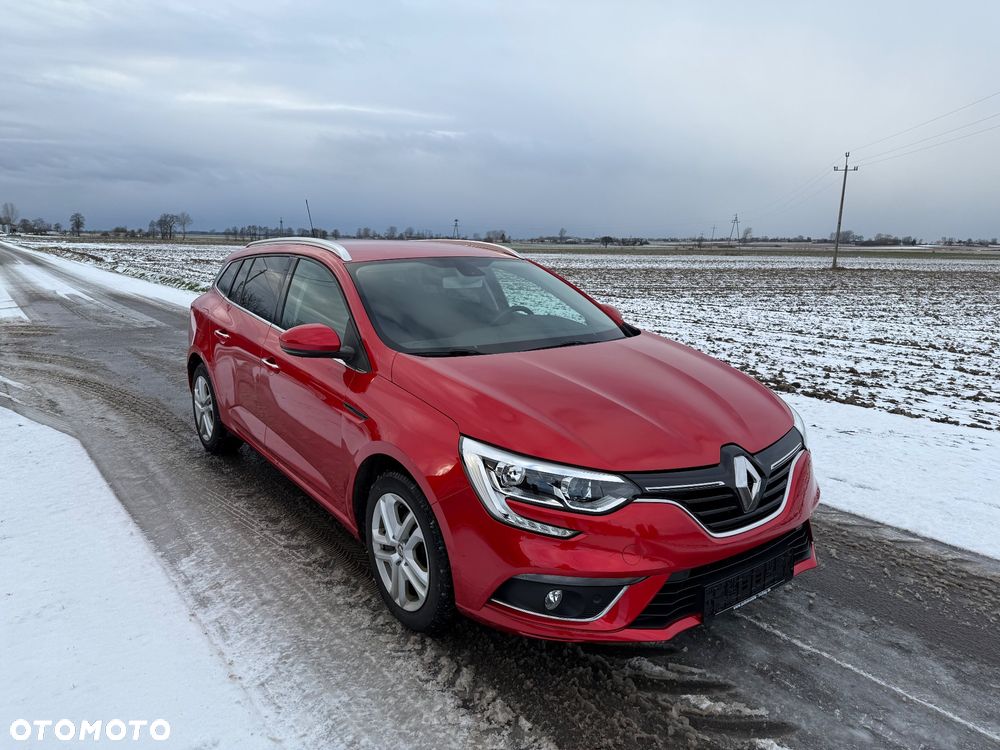 Renault Megane TCe 140 GPF BUSINESS EDITION - 3