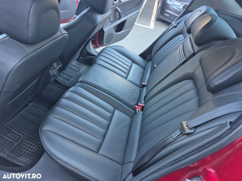 Peugeot 407 HDi 165 Automatik Business Line - 32