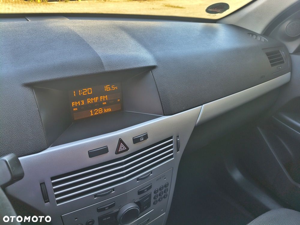 Opel Astra 1.6 Style - 31