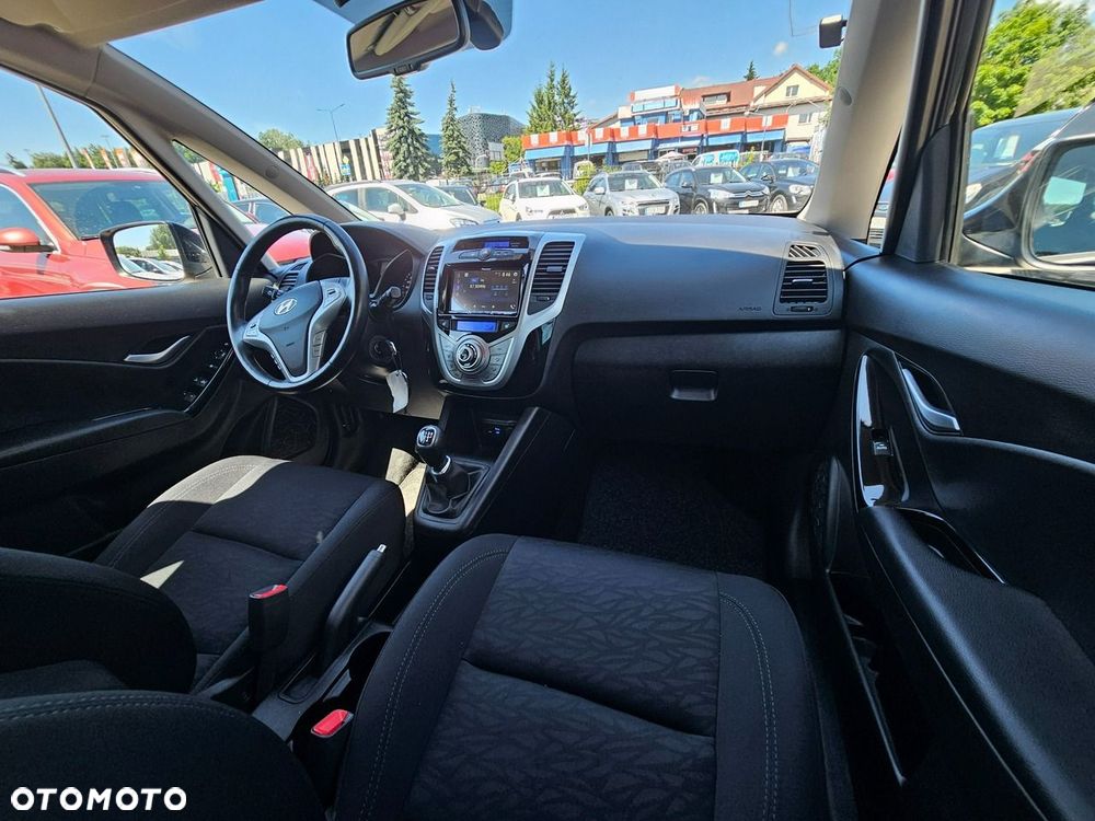Hyundai ix20 1.4 blue Comfort - 19