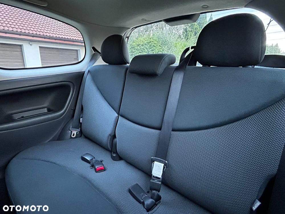 Toyota Yaris 1.3 Sol - 10