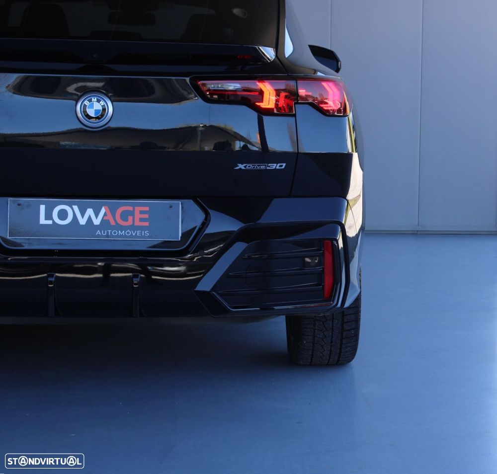 BMW iX2 xDrive30 Pack Desportivo M - 13