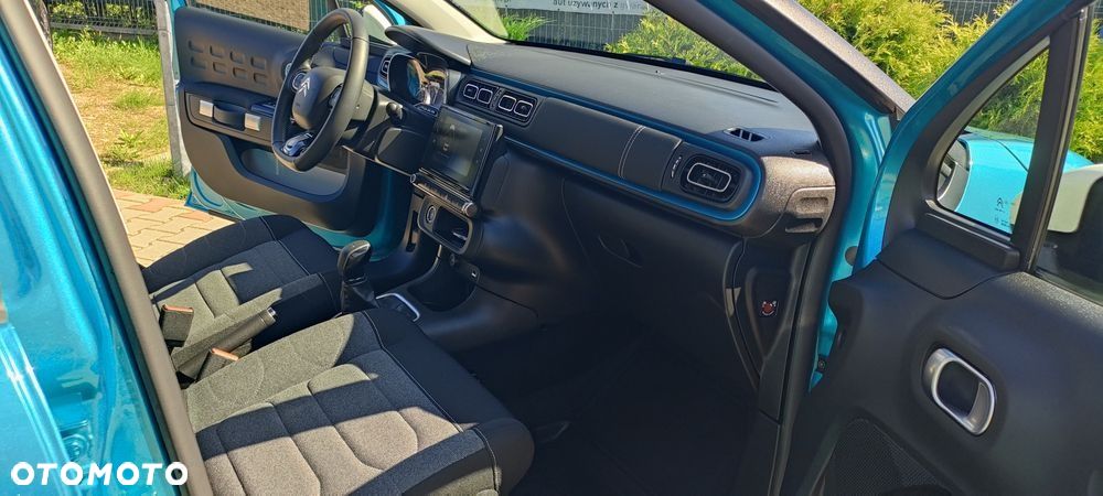 Citroën C3 1.2 PureTech Shine - 23