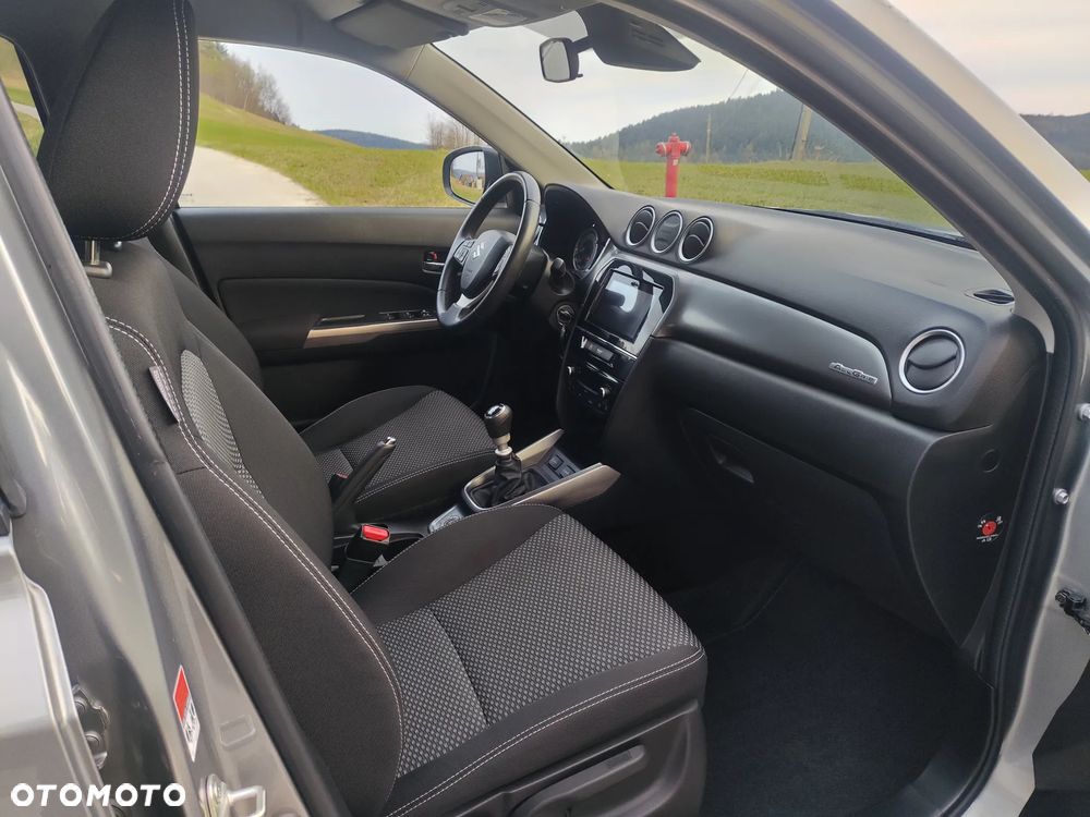 Suzuki Vitara 1.4 Boosterjet Allgrip Comfort+ - 19