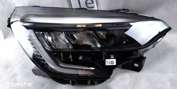 RENAULT CLIO V FULL LED PRAWY REFLEKTOR LAMPA 260104922R