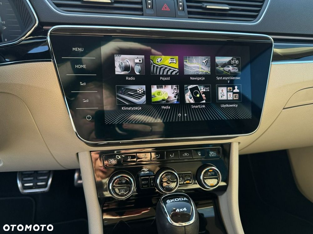 Skoda Superb 2.0 TSI 4x4 L&K DSG - 18