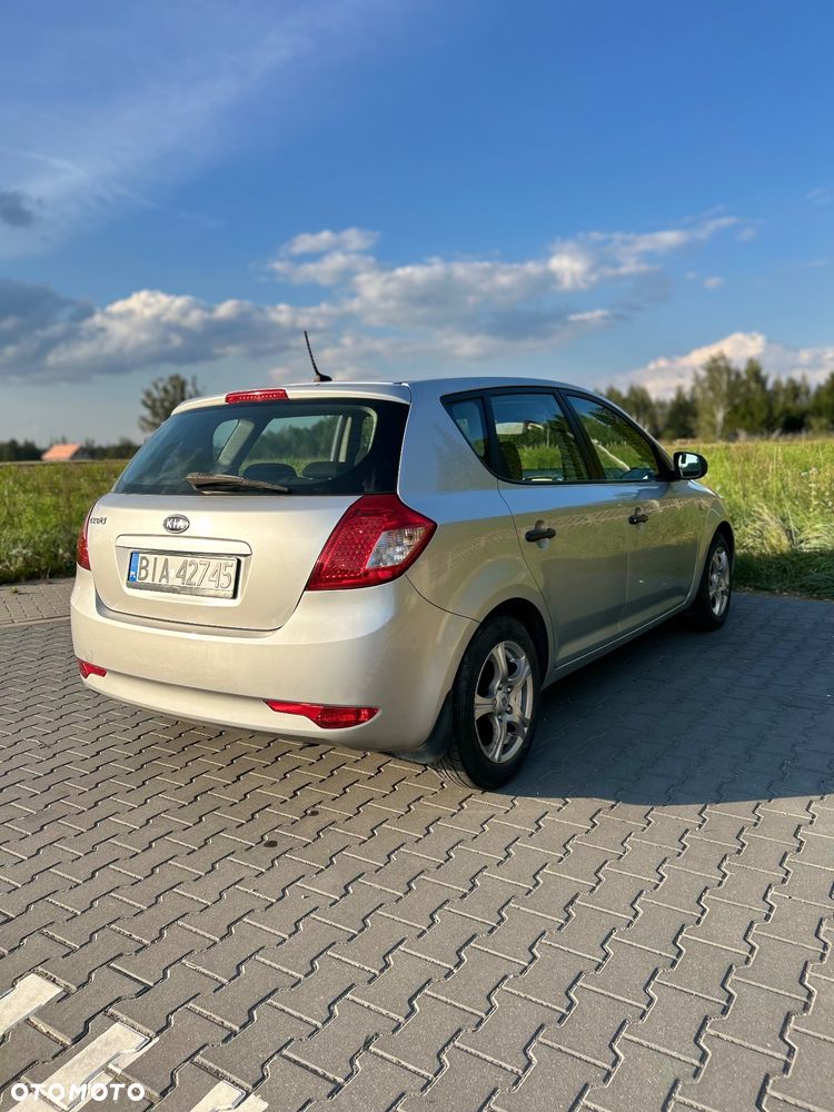 Kia Ceed Cee'd 1.4 Comfort - 8