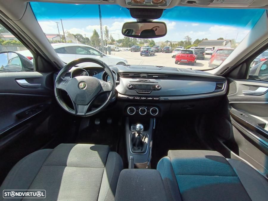 Alfa Romeo Giulietta 1.6 JTDm Trofeo - 8