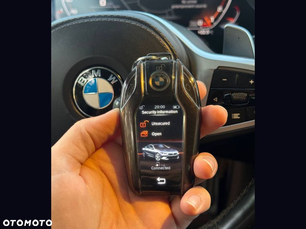 BMW Seria 8 - 25