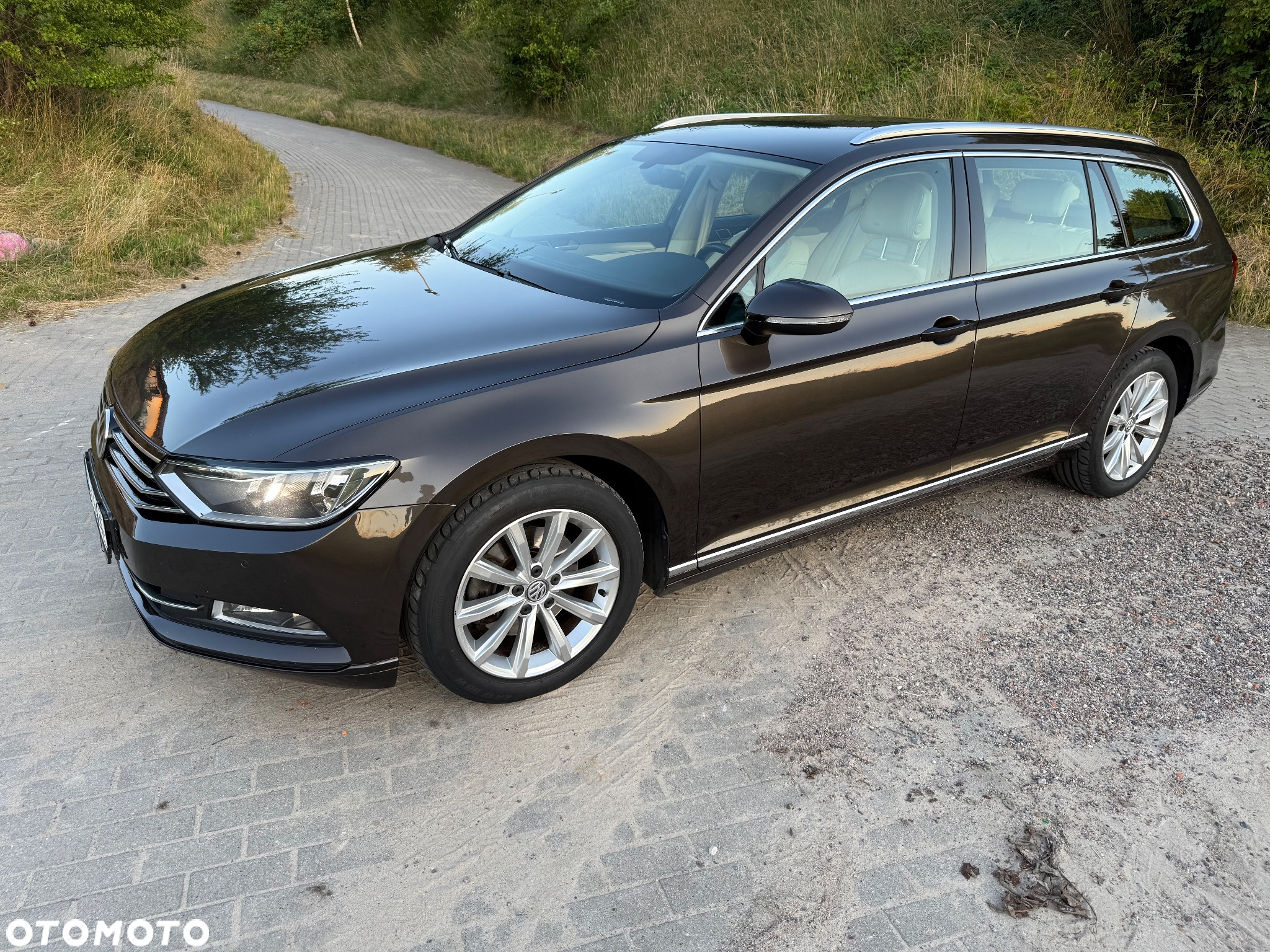Volkswagen Passat Variant 1.6 TDI (BlueMotion Technology) DSG Comfortline - 7