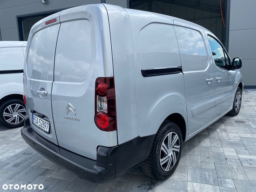 Citroën BERLINGO 1.6 HDI, MAX długi, 3-osobowy, klimatyzacja, zakupiony w salonie w Rzeszowie - 33