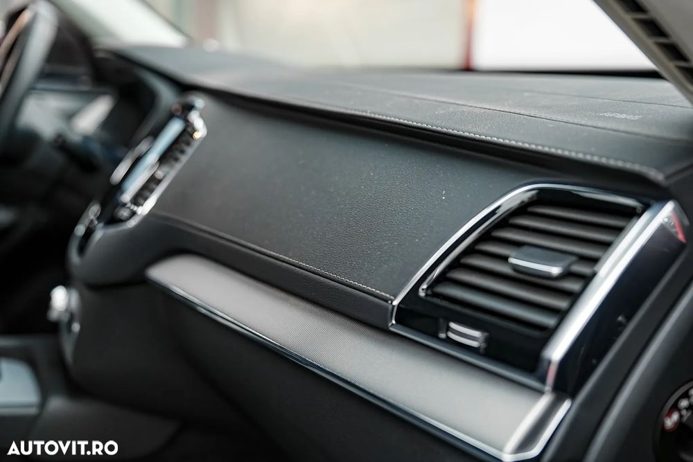 Volvo XC 90 B5 D AWD Plus Bright - 18