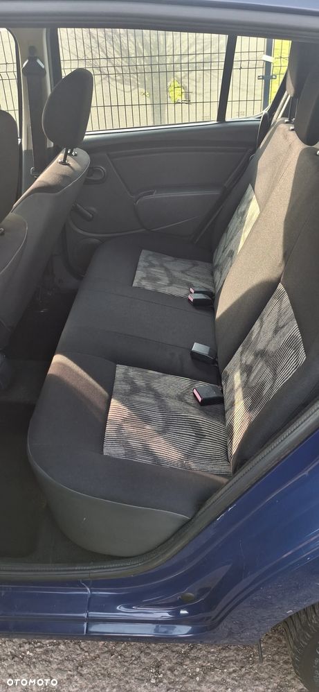 Dacia Sandero 1.2 16V - 16